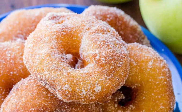 Apple-Fritters-7-e1694190550674-1024×632.jpg