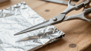 Alufolie: 6 praktische Haushaltsanwendungen jenseits der Küche