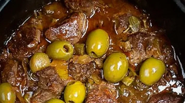 Carrots Comfort Food Creamy Mushrooms One-Pan Recipe Pork Weeknight Dinners 