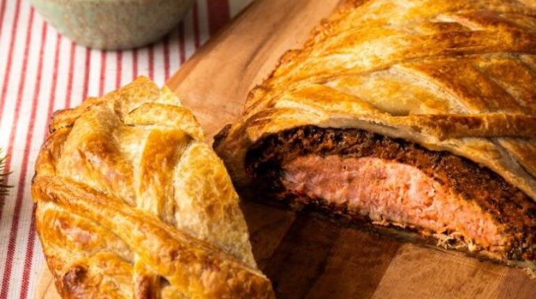 Dinner Ideas French Recipe Pastry Ricotta Salmon Wellington Seafood Tomato Sauce 