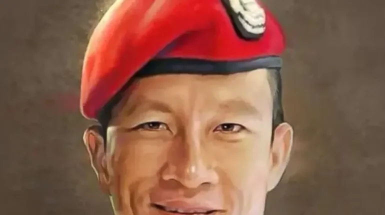 Cave rescue Heroism Navy SEAL Sacrifice Thailand Tham Luang Volunteer 