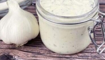 Chives DipSauce Easy Recipes Garlic Sauce Quick Cooking Sauces Sour Cream 
