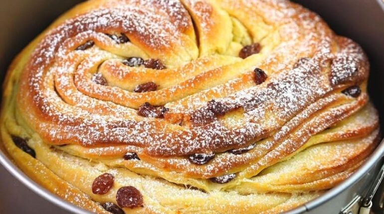 Baking Croissant Dessert Ideas Eastern Traditions European Cuisine Muffin Pastry 