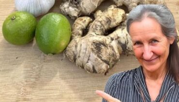 Ingwer, Knoblauch, Zitrone & Zwiebel: Wie dieses 4-Zutaten-Getränk die Energie ohne Koffein steigert Ingwer, Knoblauch, Zitrone & Zwiebel: Wie dieses 4-Zutaten-Getränk die Energie ohne Koffein steigert