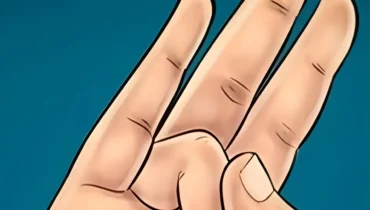 Diese alte Handbewegung, die von Buddha verwendet wird: « Ich praktiziere sie täglich 30 Minuten und… » Diese alte Handbewegung, die von Buddha verwendet wird: « Ich praktiziere sie täglich 30 Minuten und… »