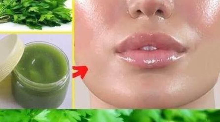 Dark Spots DIY Face Mask DIY Skincare Natural Beauty Oats Parsley Tea Radiant Skin 