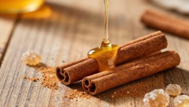 Blitz-Dessert: Wie man Toastbrot in weniger als 20 Minuten in Zimt-Honig-Rollen wie vom Bäcker verwandelt Blitz-Dessert: Wie man Toastbrot in weniger als 20 Minuten in Zimt-Honig-Rollen wie vom Bäcker verwandelt