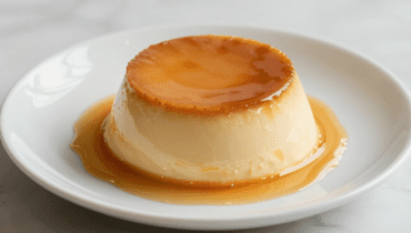 Frischkäse-Flan: Wie Kondensmilch die traditionelle Textur des Desserts verändert
