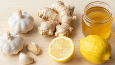 Knoblauch, Zitrone, Ingwer und Honig: die vier Zutaten, die Ihre Immunität natürlich stärken und Ihren Organismus entgiften