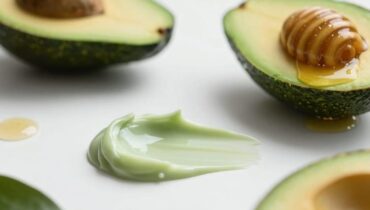 Zornesfalten: Wie Avocado und Honig ab der ersten Anwendung wirken Zornesfalten: Wie Avocado und Honig ab der ersten Anwendung wirken