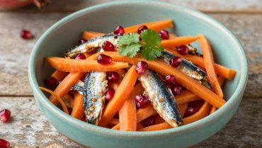 Karotten-Tagliatelle und Sardinen: Dieser orientalische Salat ist in 15 Minuten fertig und revolutioniert Ihr Winter-Mittagessen Karotten-Tagliatelle und Sardinen: Dieser orientalische Salat ist in 15 Minuten fertig und revolutioniert Ihr Winter-Mittagessen