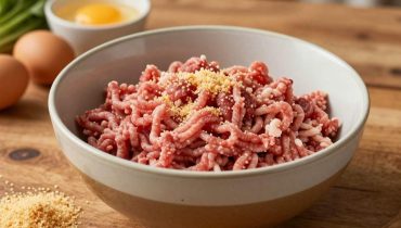 Hackbraten nach Cracker Barrel Art: Das amerikanische Rezept, das Rind und Schwein mit einer süß-salzigen Ketchup-Glasur mischt