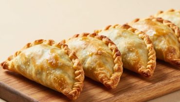 Hausgemachte Thunfisch-Empanadas: Das komplette Rezept mit knusprigem Teig und mediterraner Füllung in 30 Minuten Hausgemachte Thunfisch-Empanadas: Das komplette Rezept mit knusprigem Teig und mediterraner Füllung in 30 Minuten
