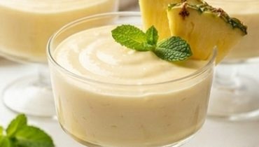Cremige Ananas-Mousse ohne Backen