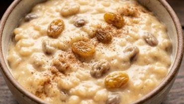 Cremiger Milchreis mit Rosinen aus dem Slow Cooker